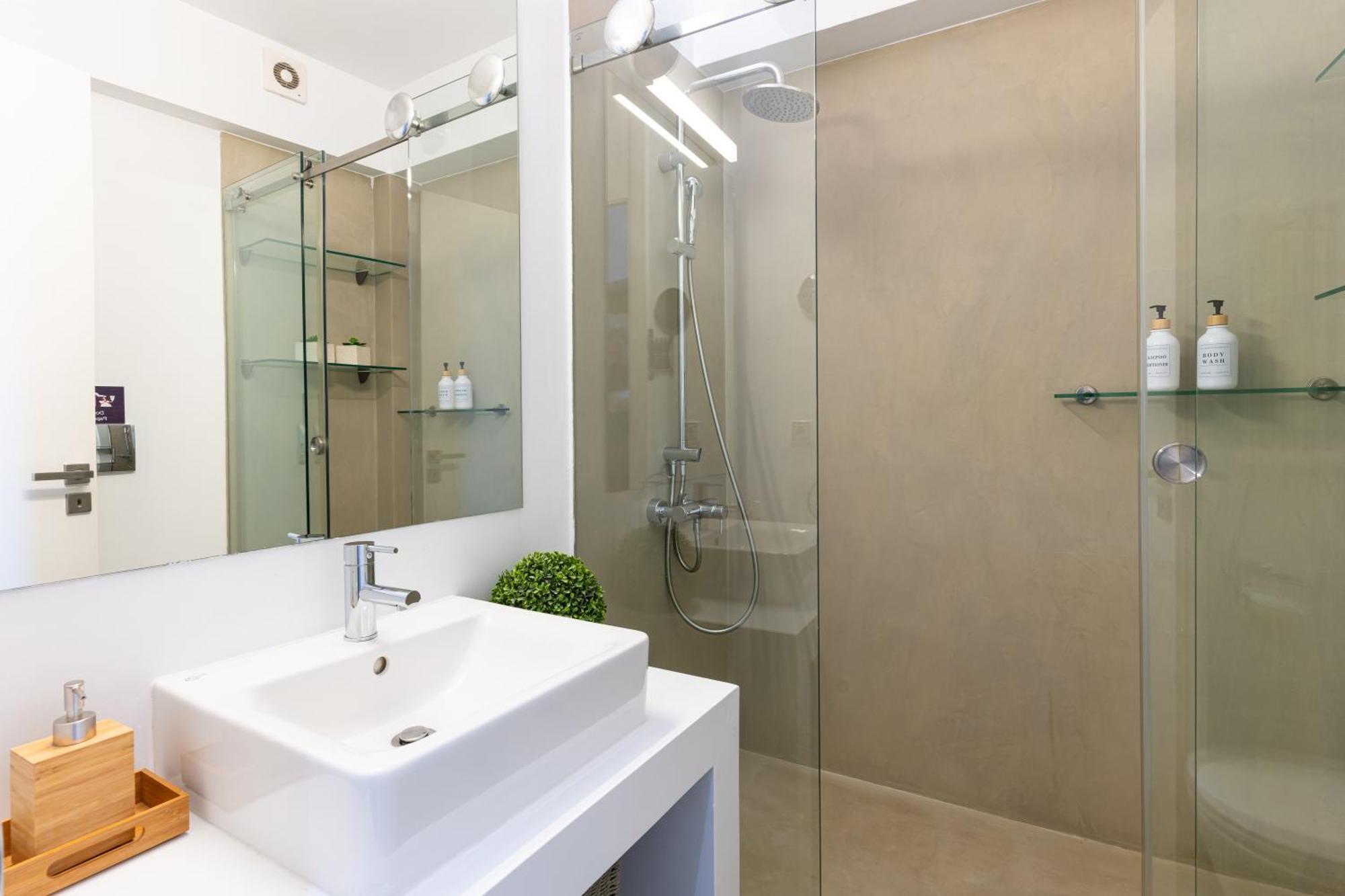 Ma Maison No5 Penthouse Loft, Private Heated Pool, Acropolis View, Ultra High Speed Internet 300 Mbps, Short Walk To Acropolis, Parking Upon Request, 1' From Metro Atina Dış mekan fotoğraf